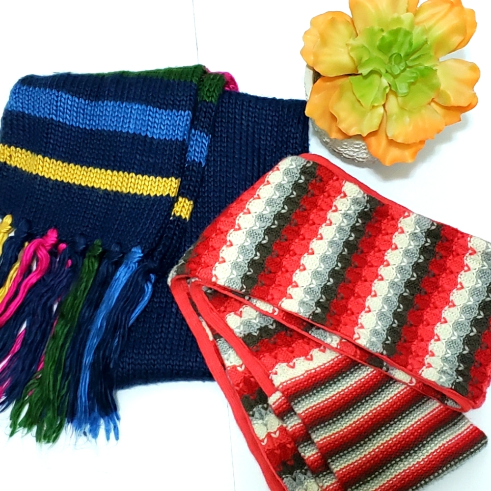 Bundle of 2 scarves